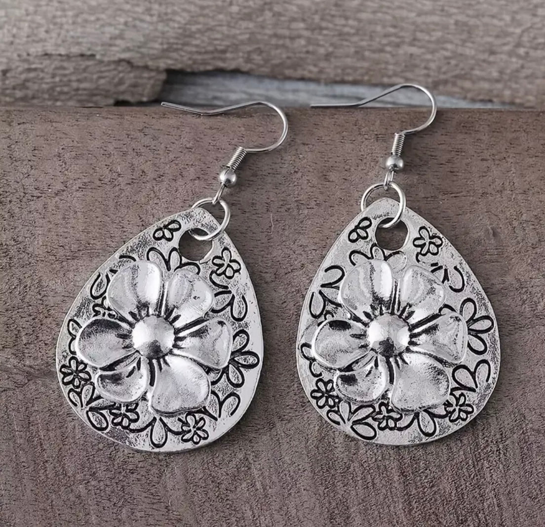 Beautiful Antique Carved Flower Earrings