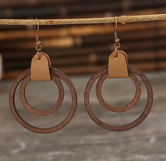 Beautiful Vintage Carved Pattern Wooden Dangle Earrings