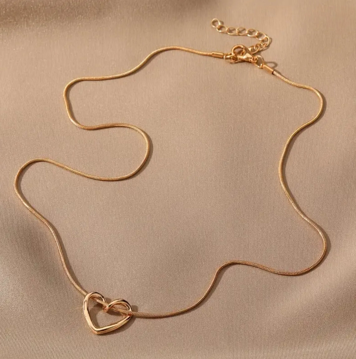 Charming Love Heart Pendant Necklace