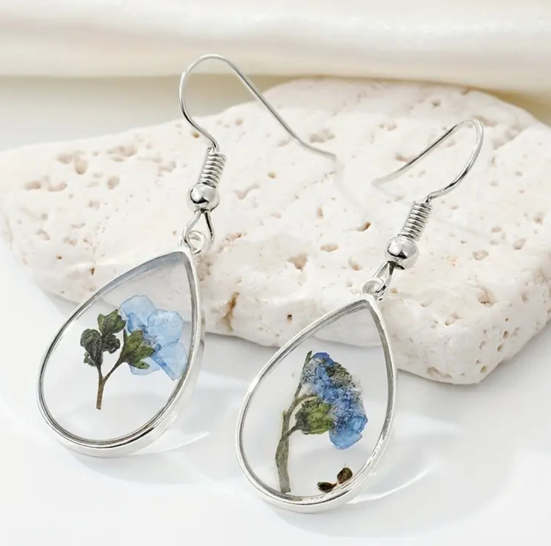 Beautiful Transparent Resin Water Drop Light Blue Dried Flower Earrings