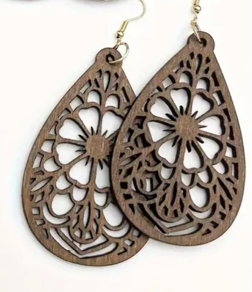 Beautiful Wooden Vintage Carved Earrings - 4 different patterns