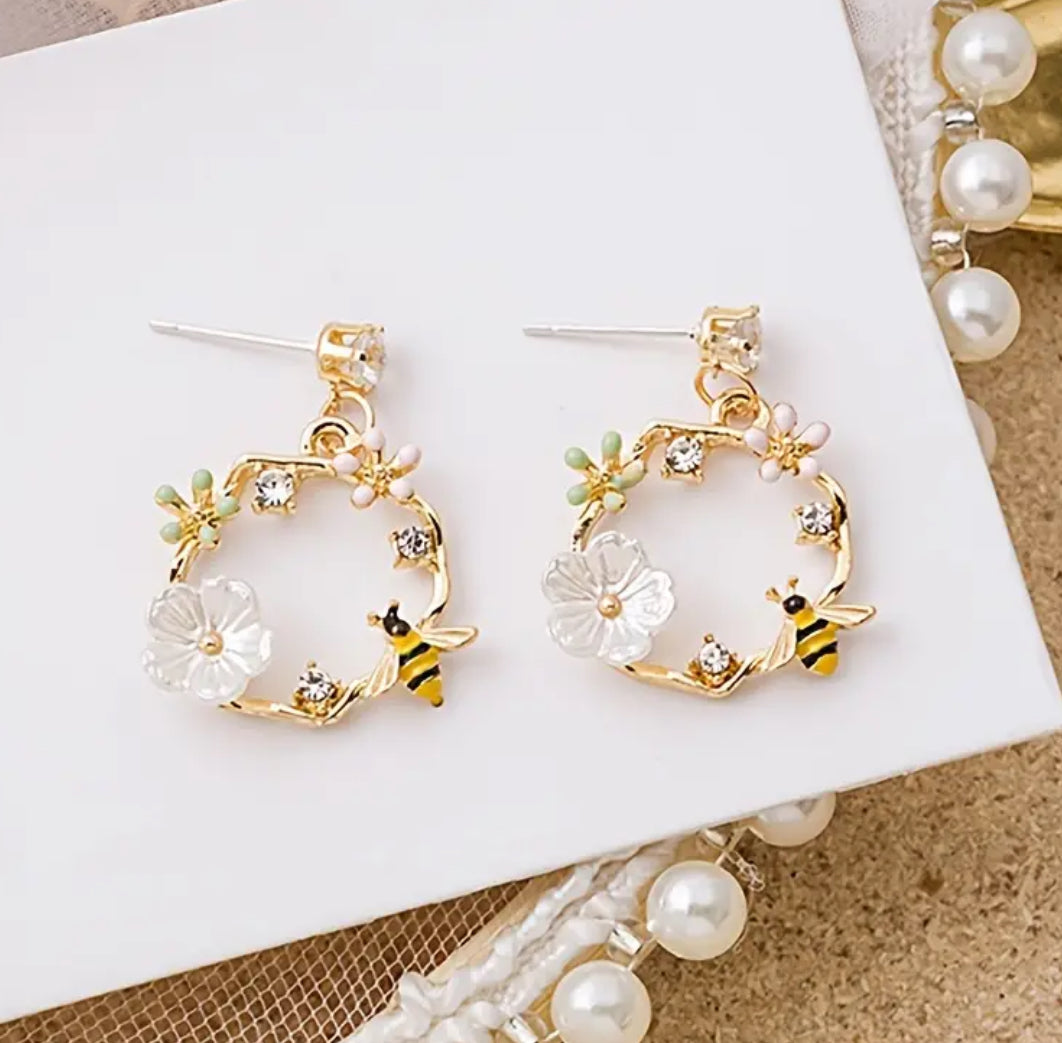 Flower & Bee Rhinestone Drop Earrings