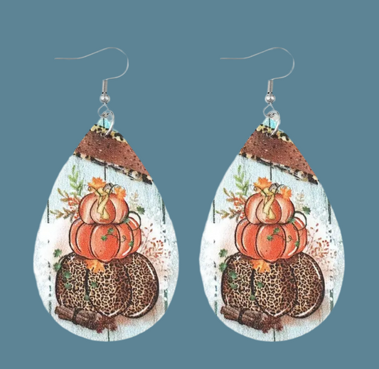 .Beautiful Pumpkin Earrings