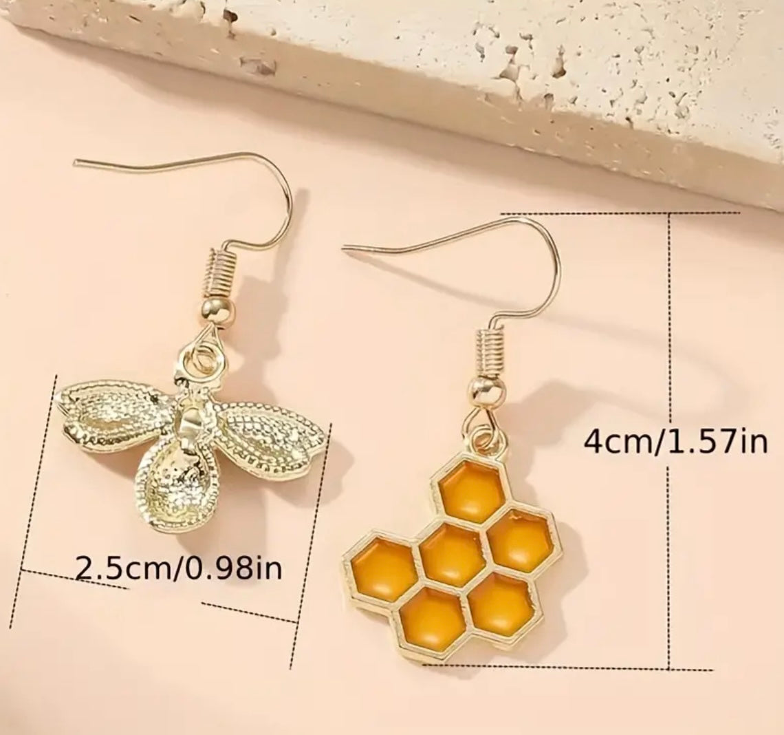 Cute Bee & Honeycomb Earrings
