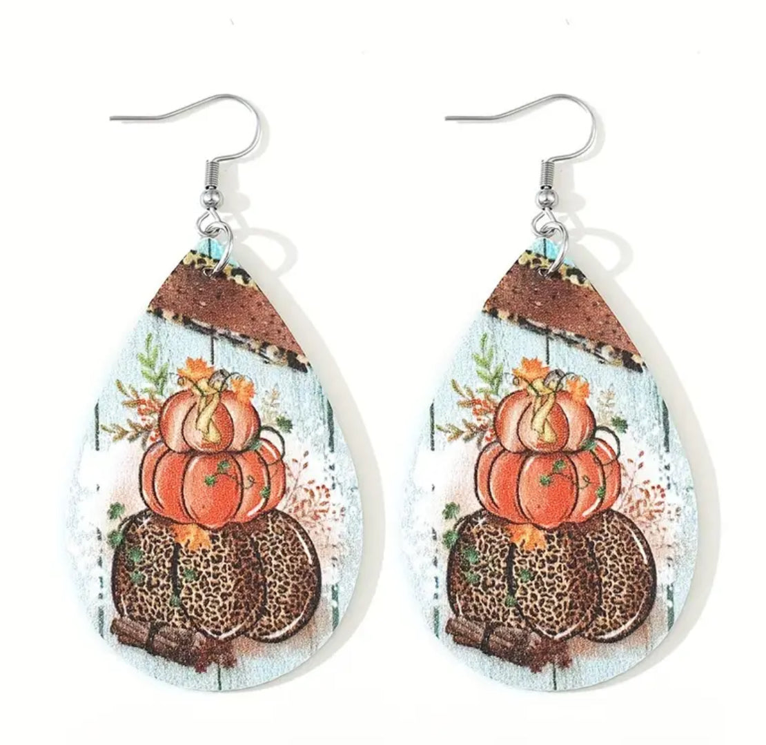 .Beautiful Pumpkin Earrings